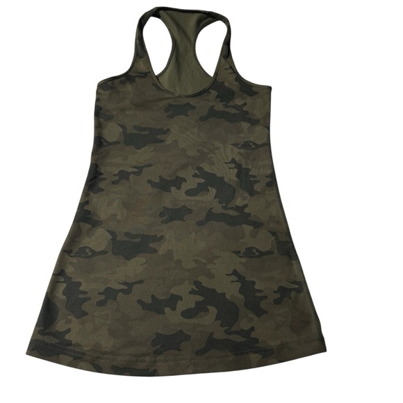 Lululemon Cool Racerback in Fatigue Green Size 4 (best guess, no tag or dot) - Picture 1 of 8